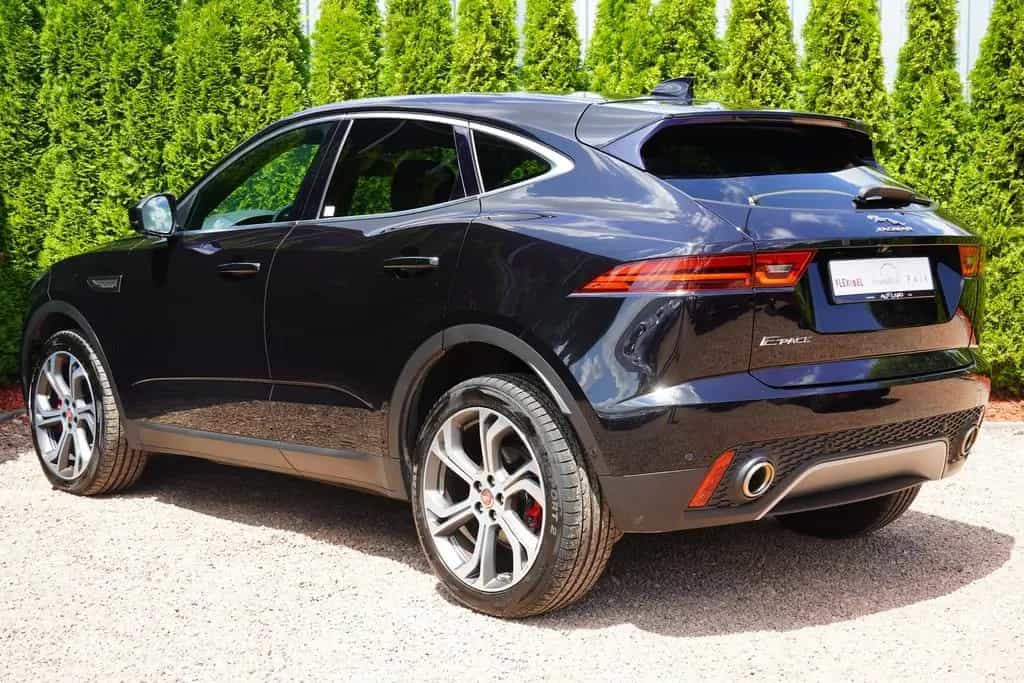 Jaguar E-Pace 2.0  AWD LED Kamera Sitzheizung Tempomat 09/2018-photo-2