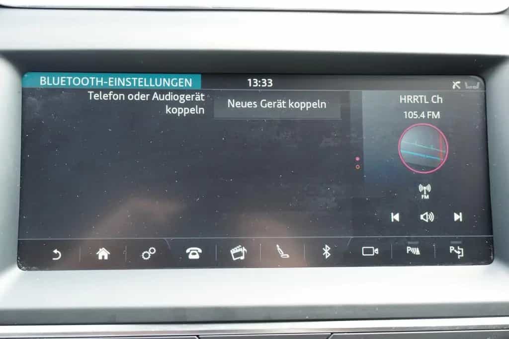 Jaguar E-Pace 2.0  AWD LED Kamera Sitzheizung Tempomat 09/2018-photo-23