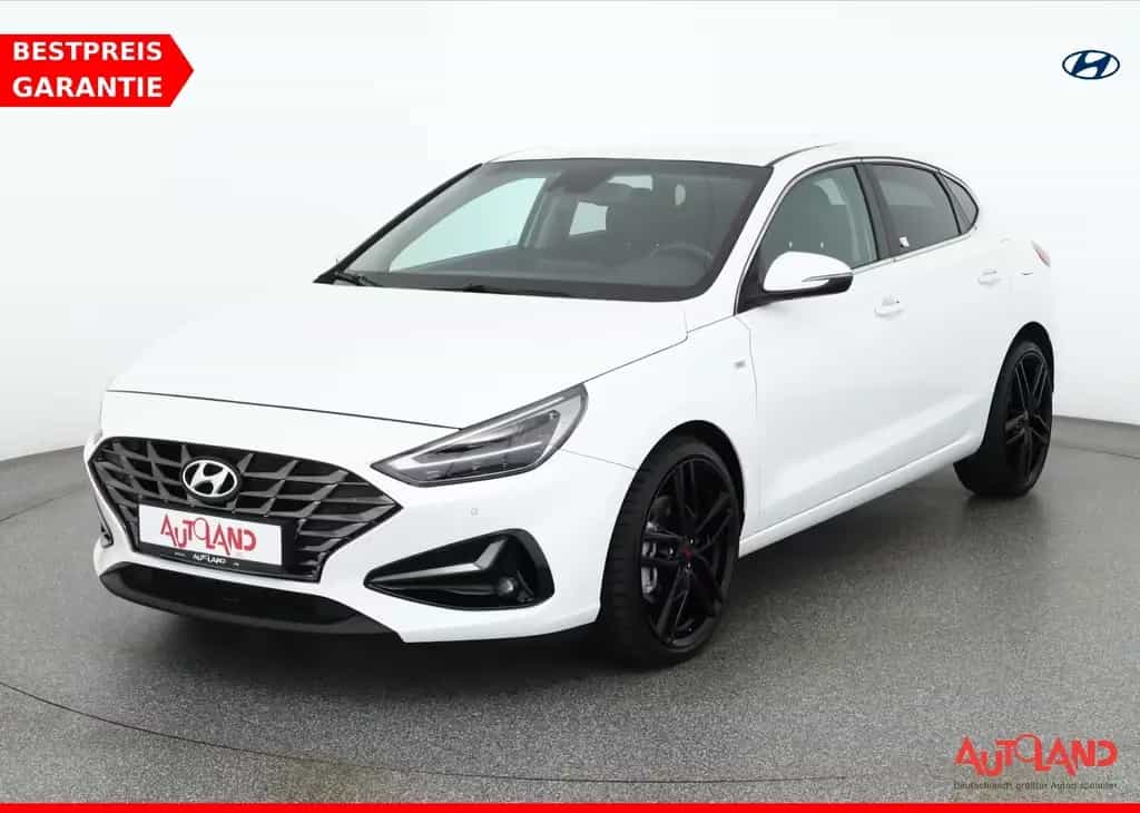 Hyundai i30 Fastback 1.5 T-GDI Aut. LED Navi Sitzheizung 03/2021-photo-0
