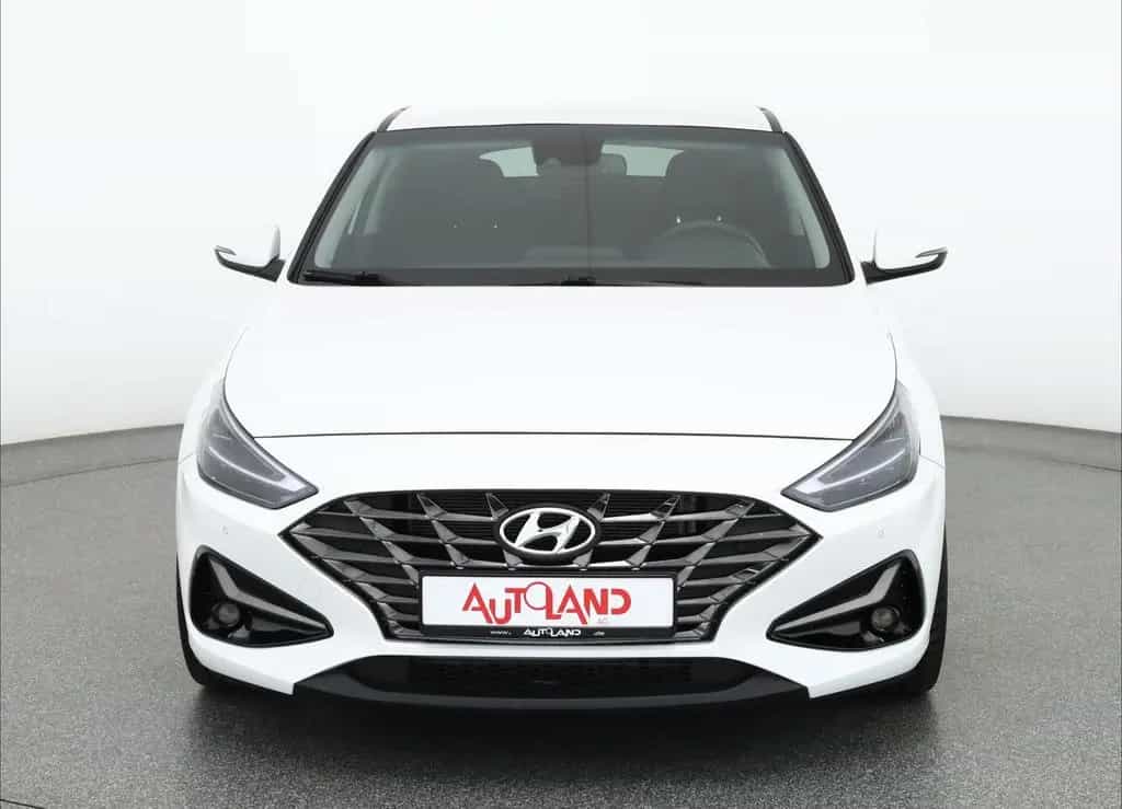 Hyundai i30 Fastback 1.5 T-GDI Aut. LED Navi Sitzheizung 03/2021-photo-7