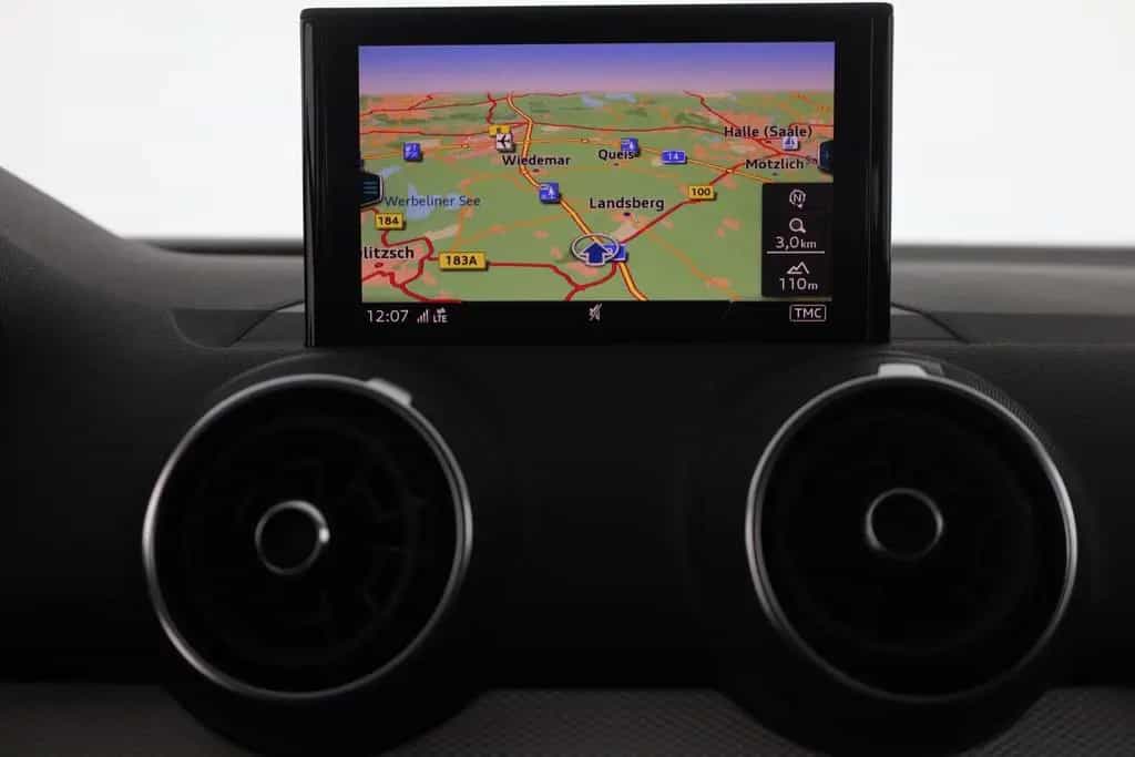 Audi Q2 30 1.0 TFSI LED Navi Sitzheizung AHK PDC USB 09/2019-photo-10
