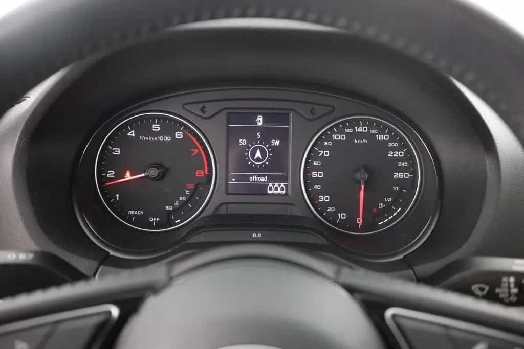 Audi Q2 30 1.0 TFSI LED Navi Sitzheizung AHK PDC USB 09/2019-photo-18