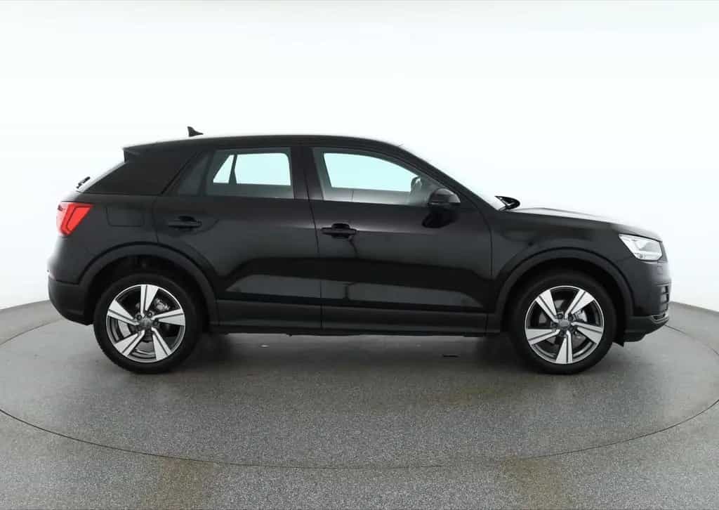 Audi Q2 30 1.0 TFSI LED Navi Sitzheizung AHK PDC USB 09/2019-photo-5