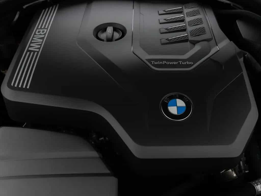 BMW 318 i GeschwindigReg DAB PDC Cockpit+ Widscreen 10/2024-photo-13