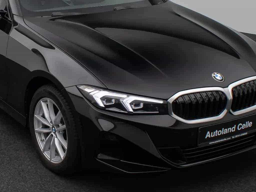 BMW 318 i GeschwindigReg DAB PDC Cockpit+ Widscreen 10/2024-photo-17