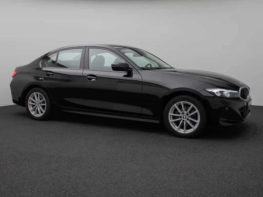 BMW 318 i GeschwindigReg DAB PDC Cockpit+ Widscreen 10/2024-photo-3
