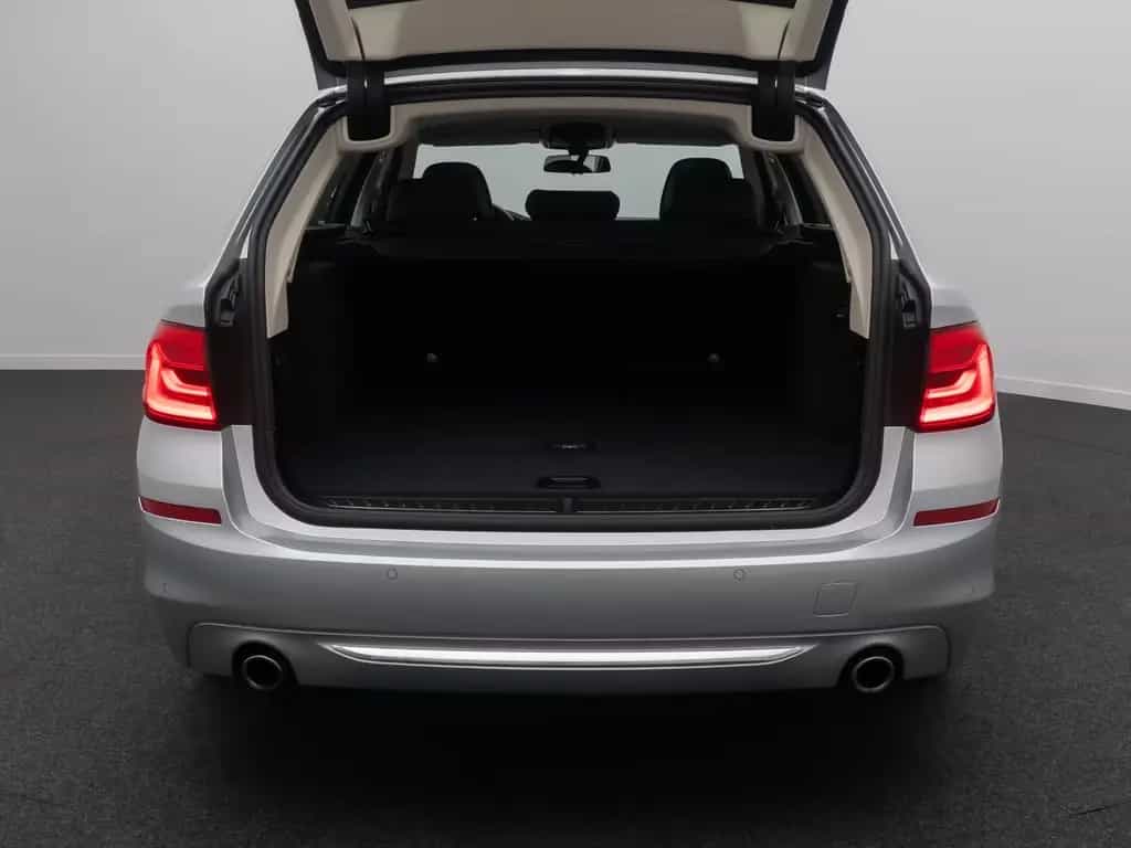 BMW 530 d xD LuxuryLine Panoram 360°HUD HiFi DisplKey 02/2020-photo-13