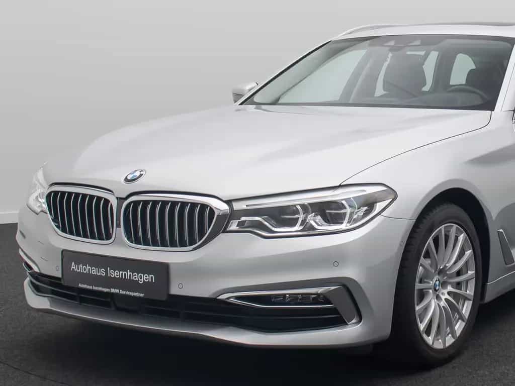 BMW 530 d xD LuxuryLine Panoram 360°HUD HiFi DisplKey 02/2020-photo-16