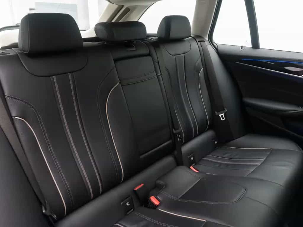 BMW 530 d xD LuxuryLine Panoram 360°HUD HiFi DisplKey 02/2020-photo-29