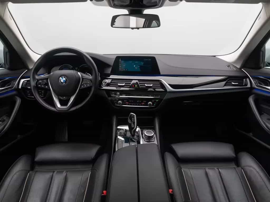 BMW 530 d xD LuxuryLine Panoram 360°HUD HiFi DisplKey 02/2020-photo-40