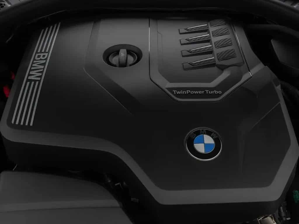 BMW 318 i GeschwindigReg DAB PDC Cockpit+ Widscreen 07/2024-photo-14