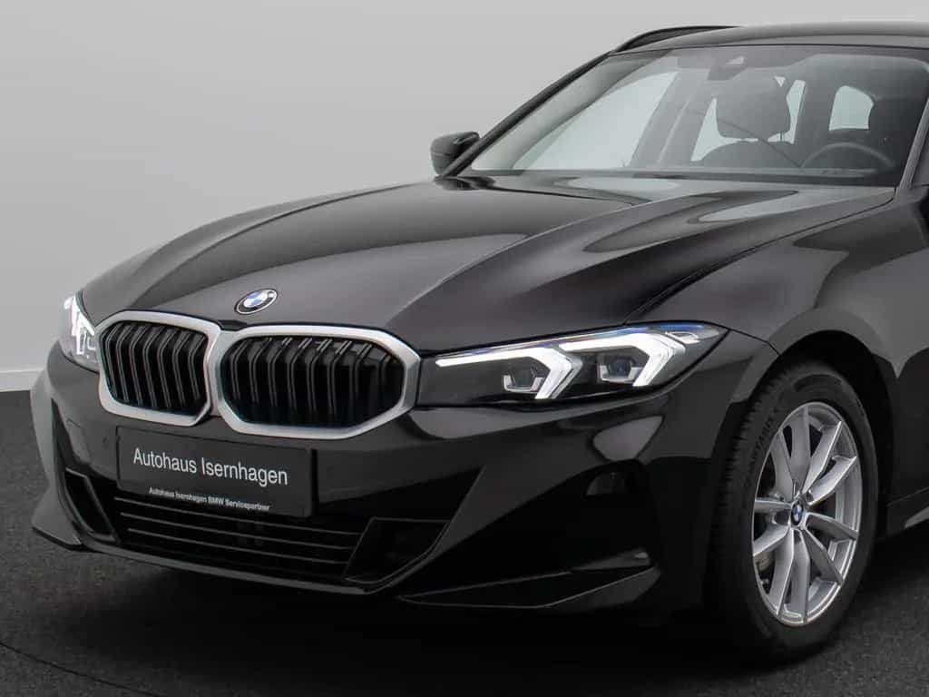 BMW 318 i GeschwindigReg DAB PDC Cockpit+ Widscreen 07/2024-photo-17