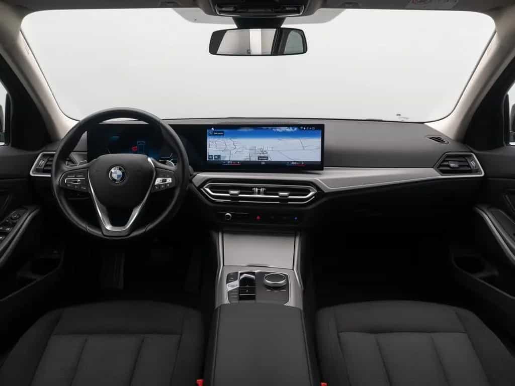 BMW 318 i GeschwindigReg DAB PDC Cockpit+ Widscreen 07/2024-photo-39