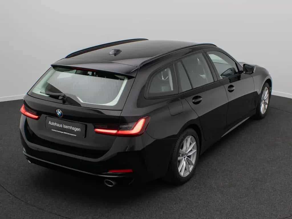 BMW 318 i GeschwindigReg DAB PDC Cockpit+ Widscreen 07/2024-photo-6