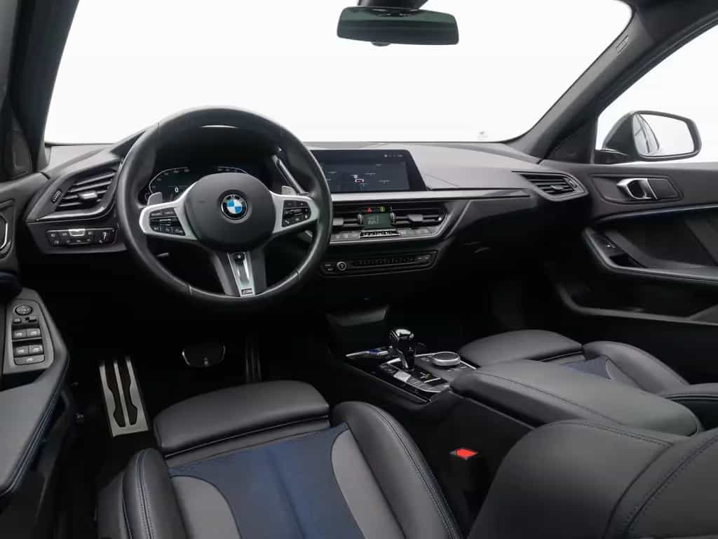 BMW 120 i M Sport DAB Kamera HiFi Panorama Lenkradhzg 09/2024-photo-37
