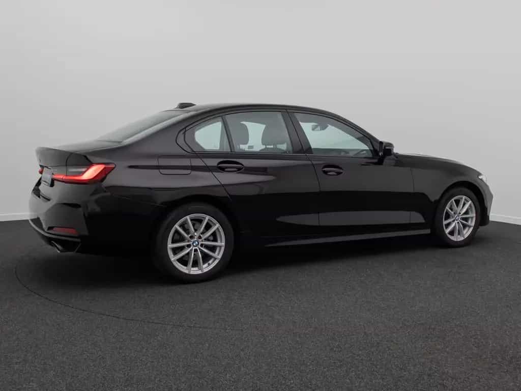 BMW 318 i GeschwindigRe DAB PDC CockpitPlus Widscreen 09/2024-photo-5