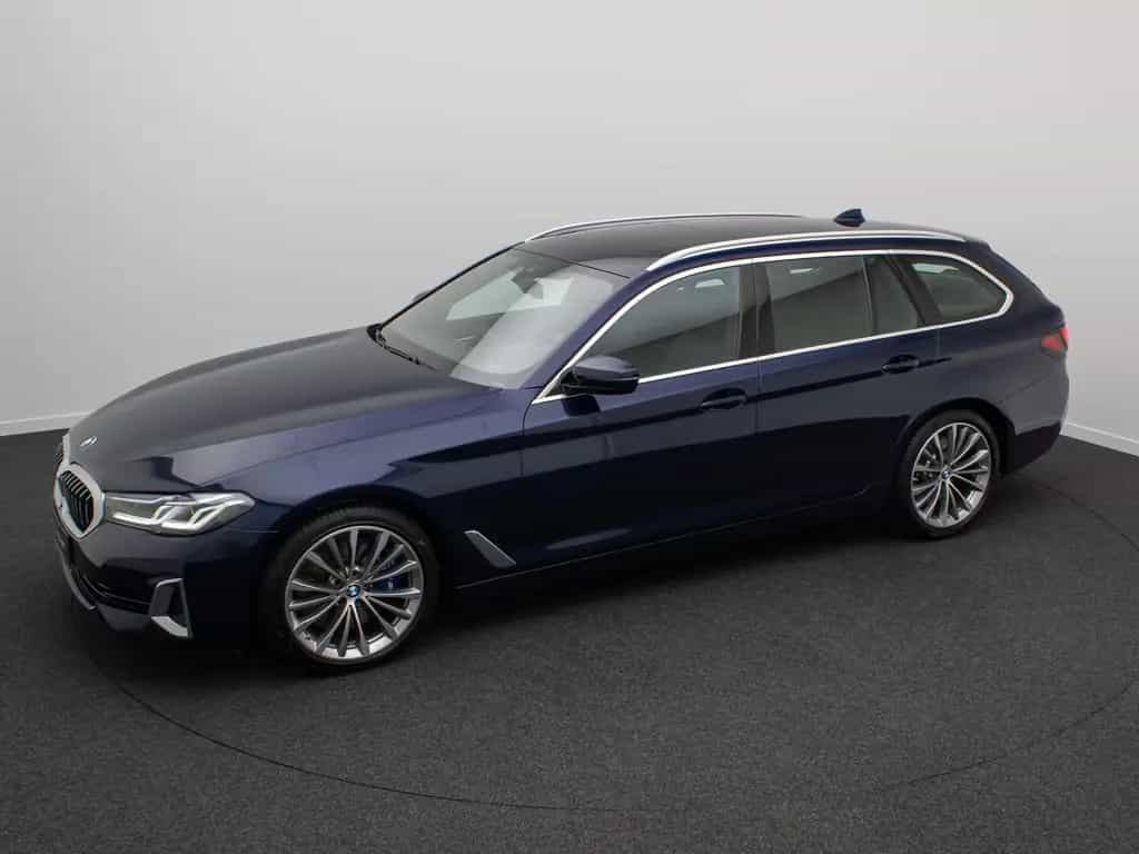 BMW 530 d xD Luxury Line HUD DAB AHK Panorama H/K 19" 02/2023-photo-11