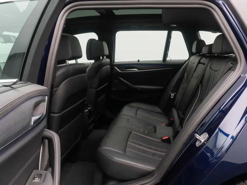 BMW 530 d xD Luxury Line HUD DAB AHK Panorama H/K 19" 02/2023-photo-26