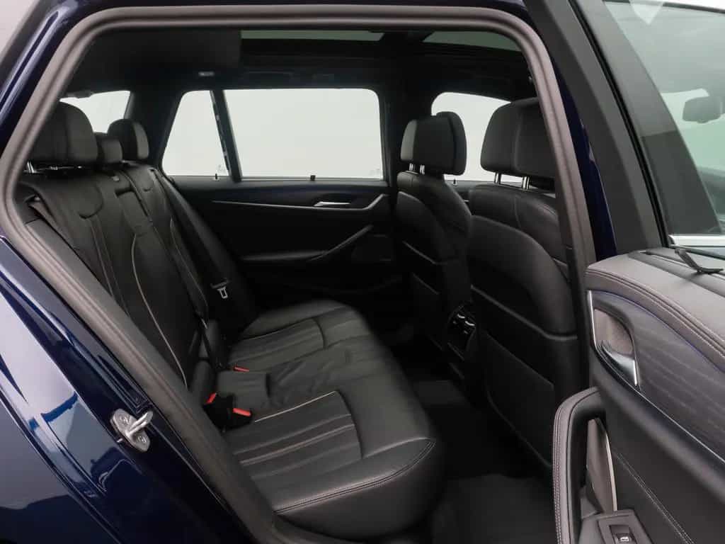 BMW 530 d xD Luxury Line HUD DAB AHK Panorama H/K 19" 02/2023-photo-27