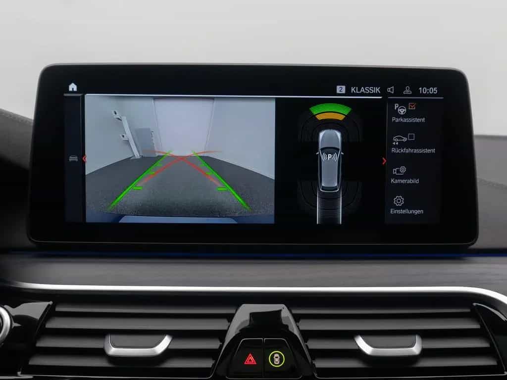 BMW 530 d xD Luxury Line HUD DAB AHK Panorama H/K 19" 02/2023-photo-44
