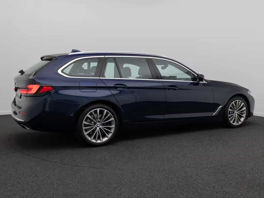 BMW 530 d xD Luxury Line HUD DAB AHK Panorama H/K 19" 02/2023-photo-5