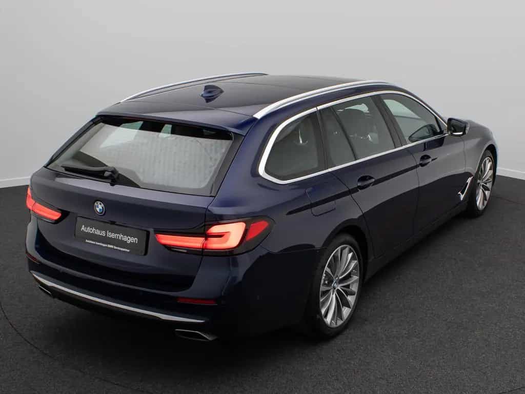 BMW 530 d xD Luxury Line HUD DAB AHK Panorama H/K 19" 02/2023-photo-6