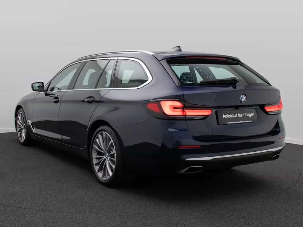 BMW 530 d xD Luxury Line HUD DAB AHK Panorama H/K 19" 02/2023-photo-8
