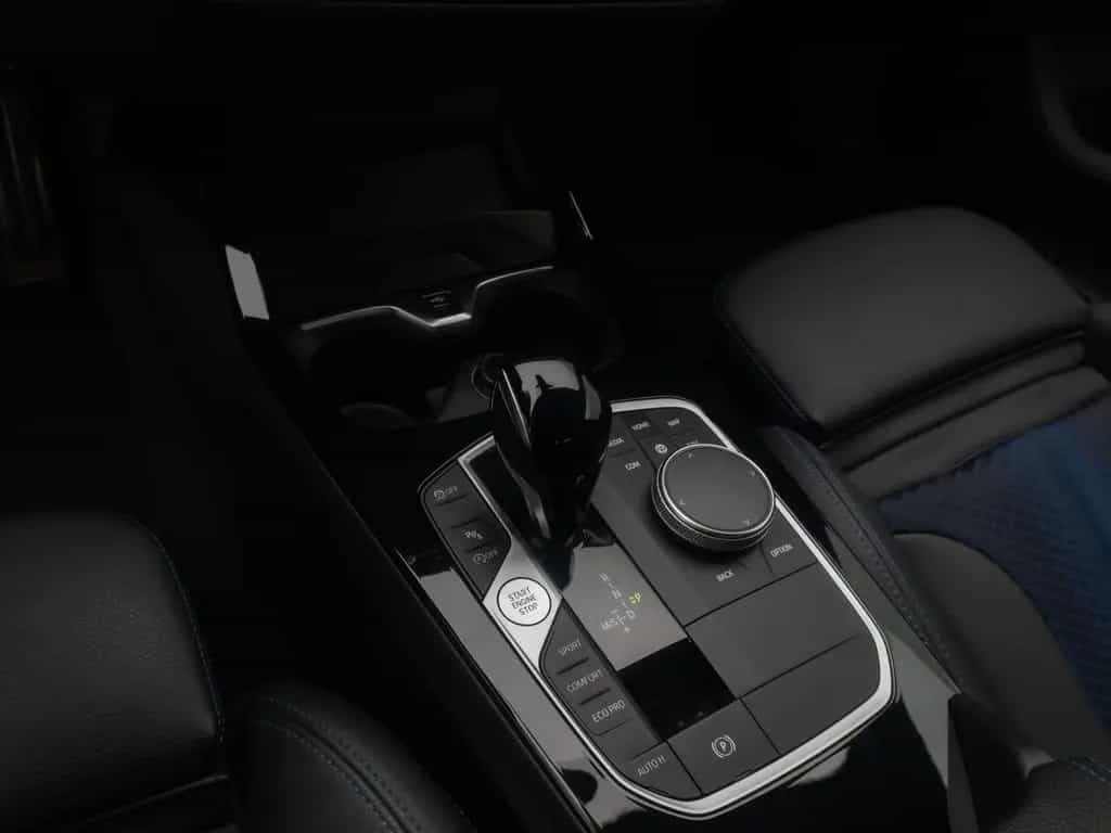 BMW 220 Gran Coupé 220d Gran Coupé M Sport HUD H/K DAB Komfort 18Zl 02/2023-photo-21
