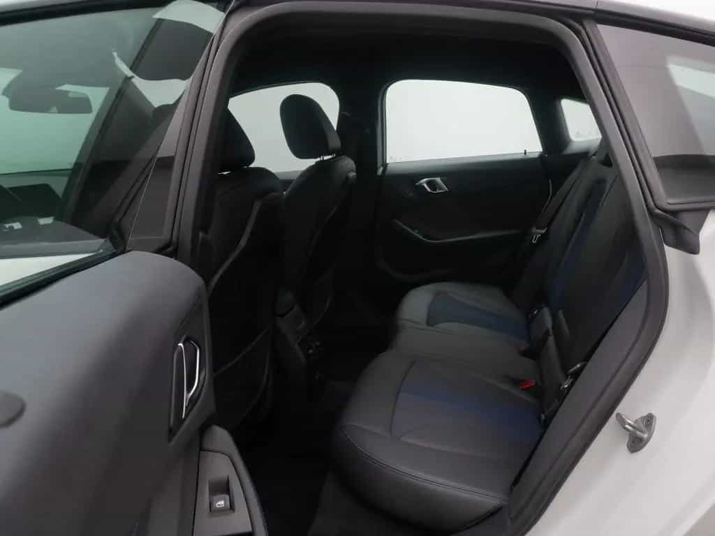 BMW 220 Gran Coupé 220d Gran Coupé M Sport HUD H/K DAB Komfort 18Zl 02/2023-photo-24