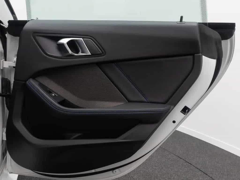 BMW 220 Gran Coupé 220d Gran Coupé M Sport HUD H/K DAB Komfort 18Zl 02/2023-photo-30