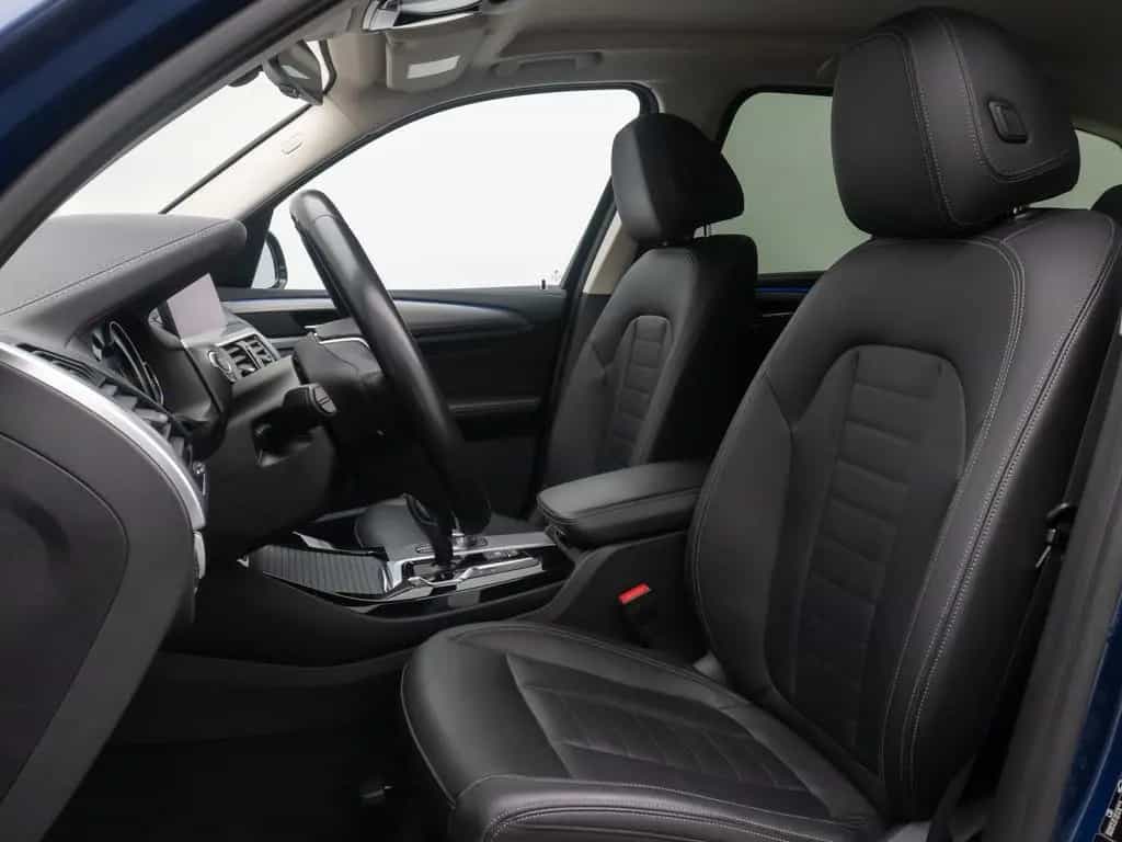 BMW X3 xD20d Luxury Line Kamera AHK HUD Alarm 19Zoll 01/2019-photo-33