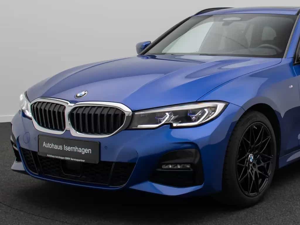 BMW 330 d M Sport Panorama HUD DAB Laser HiFi AHK 05/2020-photo-17