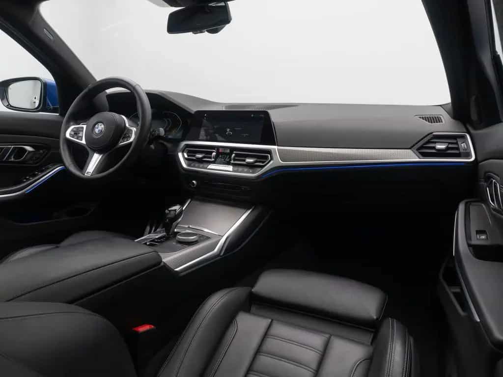 BMW 330 d M Sport Panorama HUD DAB Laser HiFi AHK 05/2020-photo-40