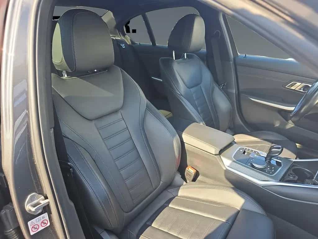 BMW 320 d xDrive M Sportpaket*Live Cockpit Prof*Parki 09/2021-photo-14