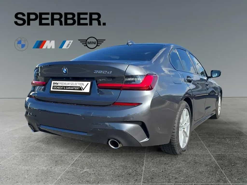 BMW 320 d xDrive M Sportpaket*Live Cockpit Prof*Parki 09/2021-photo-4