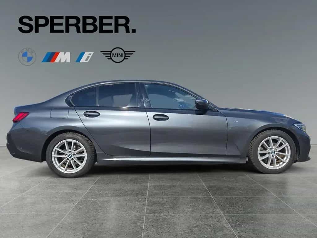 BMW 320 d xDrive M Sportpaket*Live Cockpit Prof*Parki 09/2021-photo-5