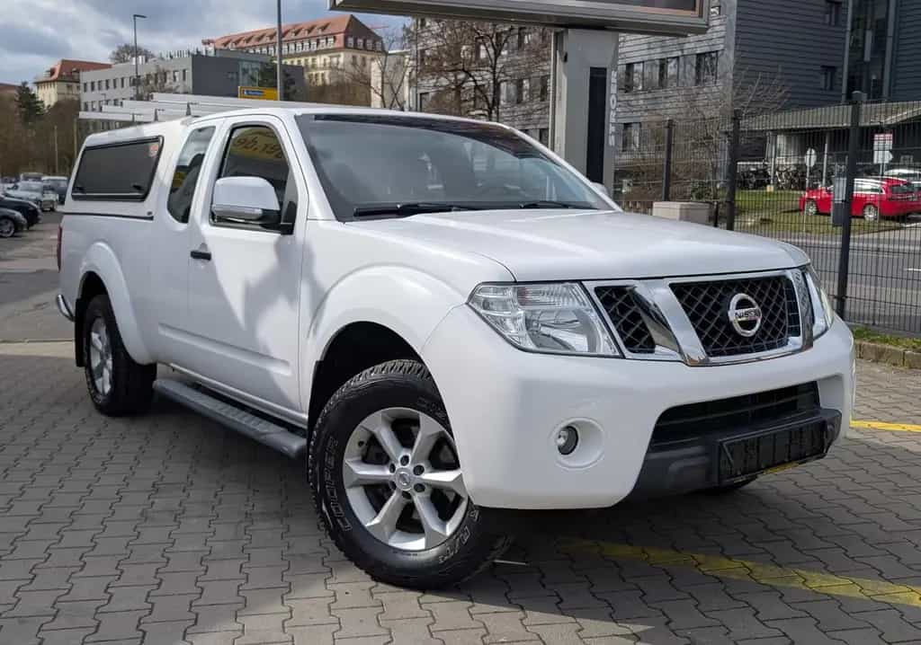 Nissan Navara 2.5 4x4 Pickup Hardtop KingCab*LKW Zulass 07/2013-photo-2
