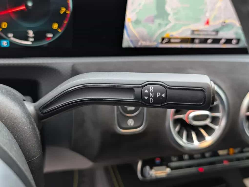 Mercedes-Benz A 250 4M Edition1 AMG*Night*Dis+*PANO*JungeStern 03/2019-photo-27
