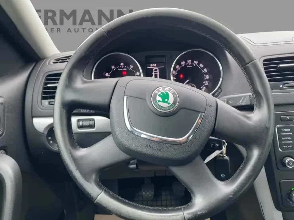 Skoda Yeti 1.2 TSI Ambition Plus *Service NEU* 12/2012-photo-9