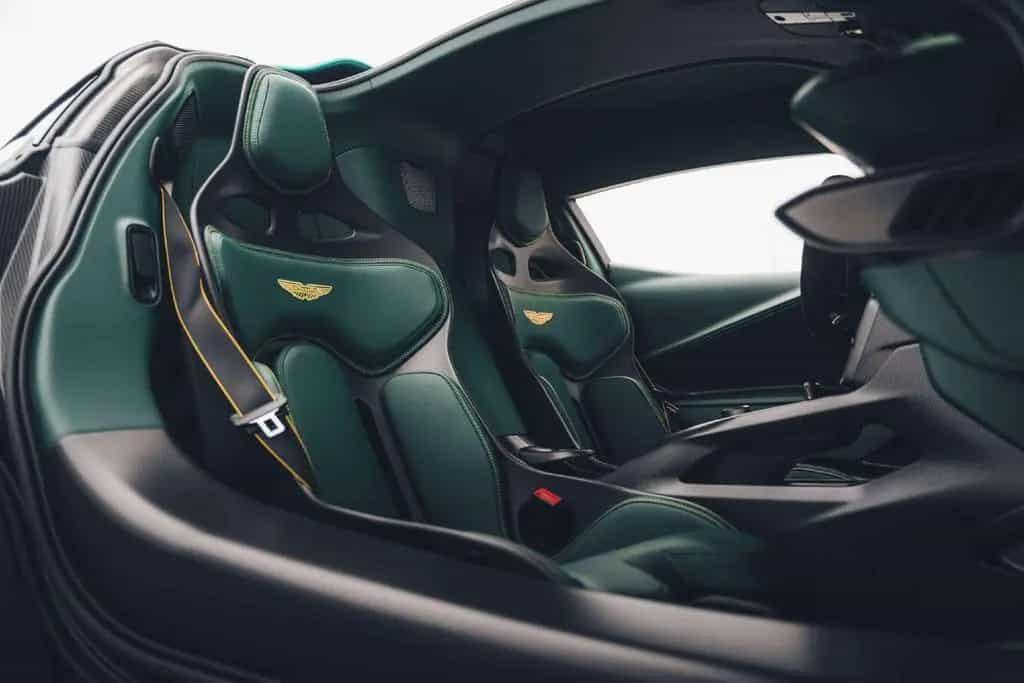 Aston Martin Valhalla Apex Grey / Carbon / NEW / 160KM / B O 03/2026-photo-25