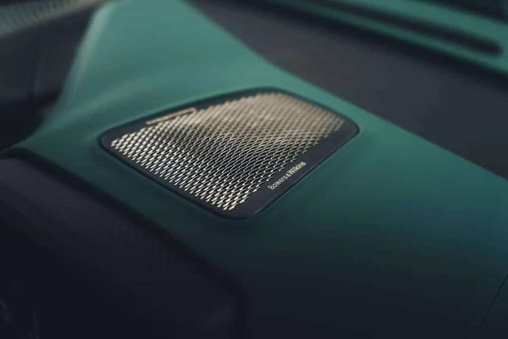 Aston Martin Valhalla Apex Grey / Carbon / NEW / 160KM / B O 03/2026-photo-27
