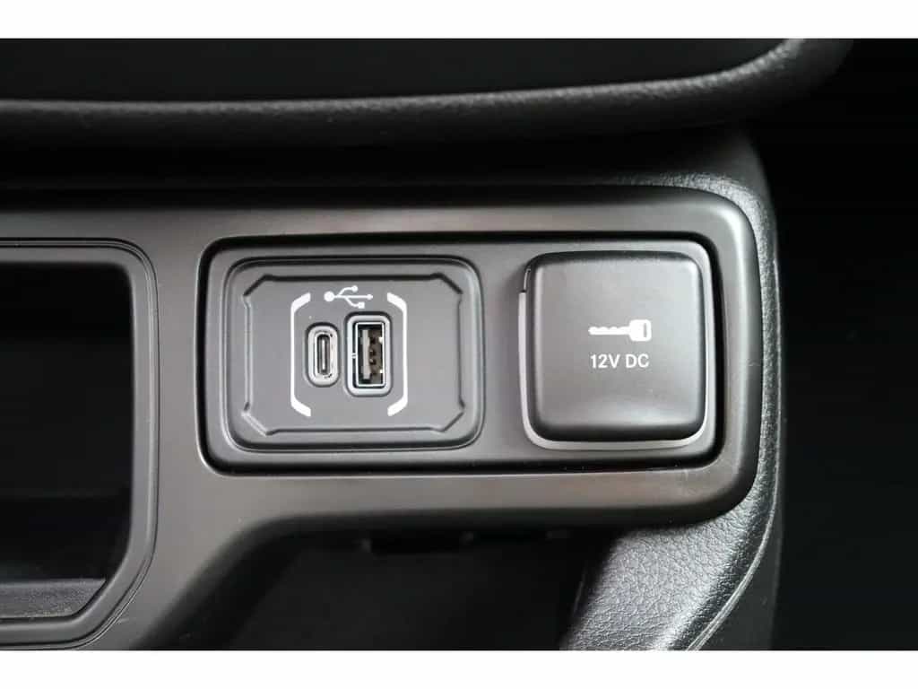 Jeep Renegade SUMMIT e-HYBRID 1.5 GSE T4 48V 130PS DC 09/2025-photo-29