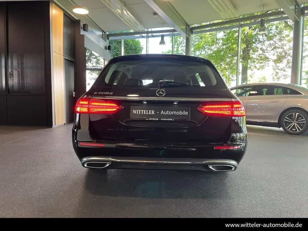Mercedes-Benz E 200 d T AVANTGARDE LED/AHK/Garmin/Rückfahrkam. 05/2017-photo-10