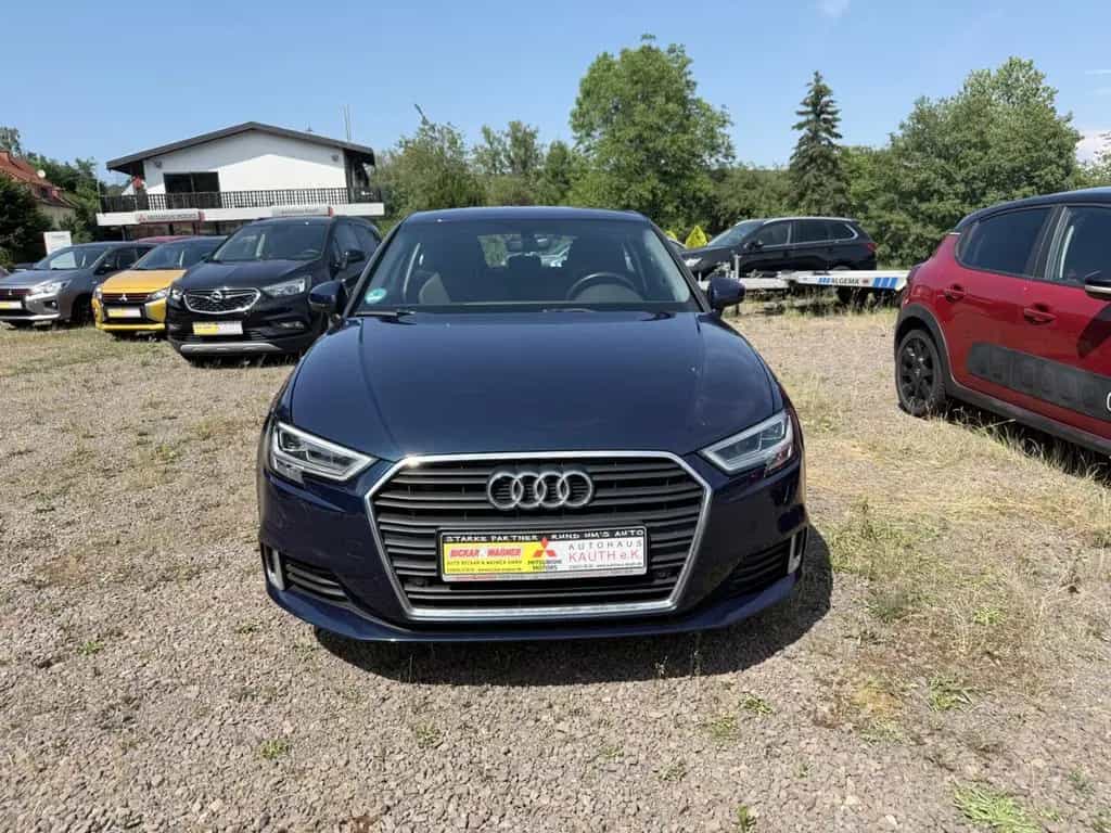 Audi A3 1.4 TFSI cod ultra sport 04/2017-photo-1