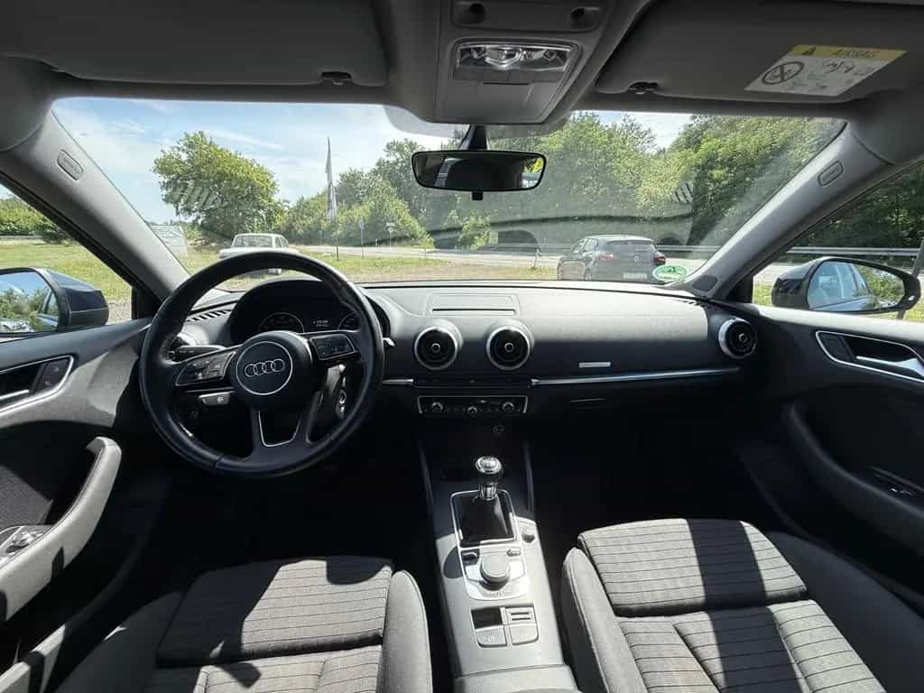 Audi A3 1.4 TFSI cod ultra sport 04/2017-photo-5