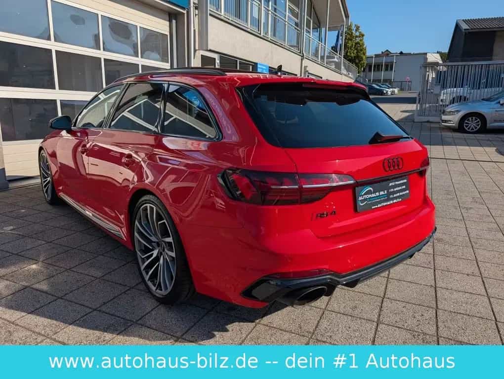 Audi RS4 Avant  quattro*Pano*B&O*Carbon*HuD*Matrix* 02/2022-photo-17