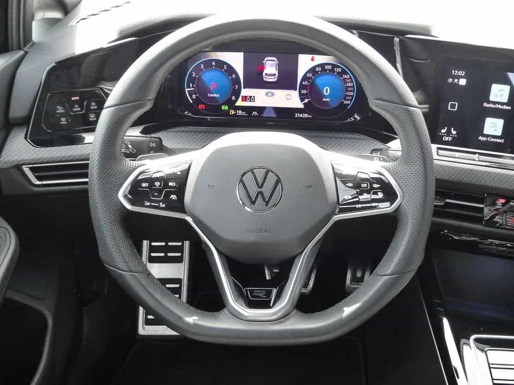 Volkswagen Golf 1.5 eTSI DSG R-Line 04/2024-photo-12