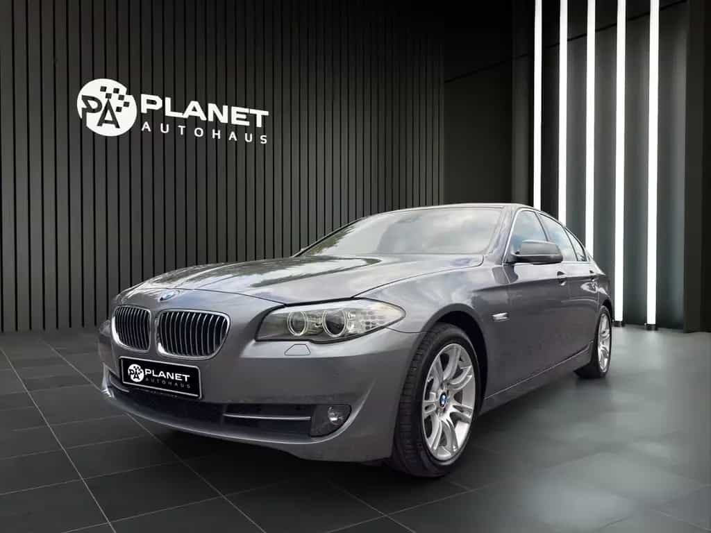 BMW 528 i Limousine xDrive *HUD*LRH*Softcl.*Scheckhef 04/2012-photo-0