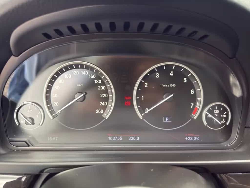 BMW 528 i Limousine xDrive *HUD*LRH*Softcl.*Scheckhef 04/2012-photo-14