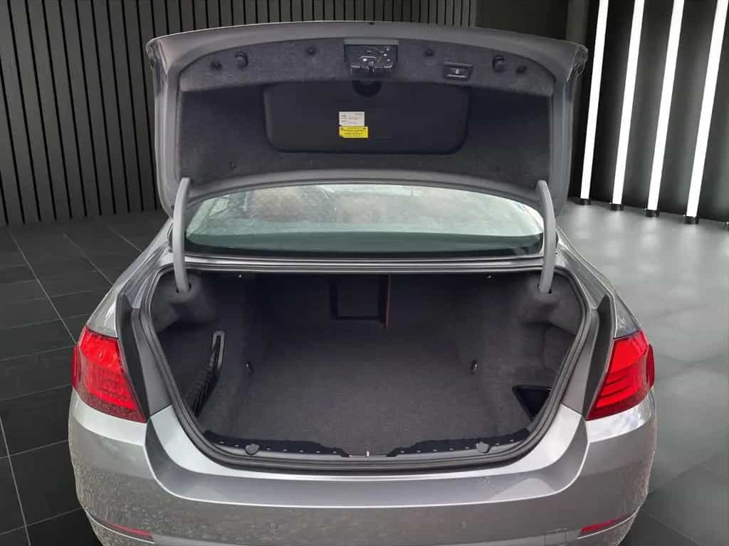 BMW 528 i Limousine xDrive *HUD*LRH*Softcl.*Scheckhef 04/2012-photo-21